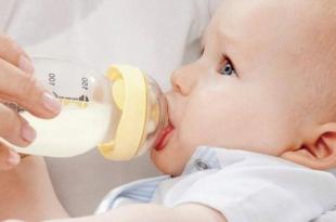 Когда можно давать ребенку коровье молоко